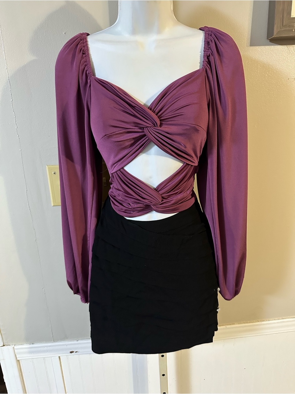 Lulu's Plum Twist Front Cutout Long Sleeve Crop Top
